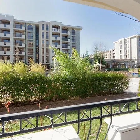 Aparthotel Cascadas Family Resort 4*