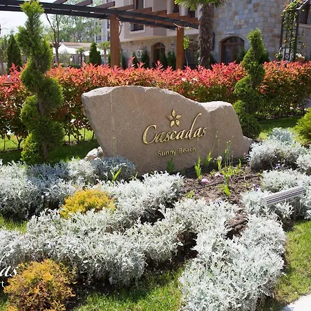 Cascadas Family Resort Aparthotel 4*