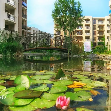 Aparthotel Cascadas Family Resort