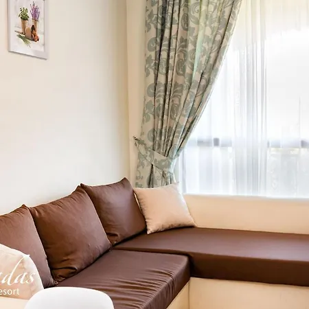 Cascadas Family Resort Aparthotel 4*