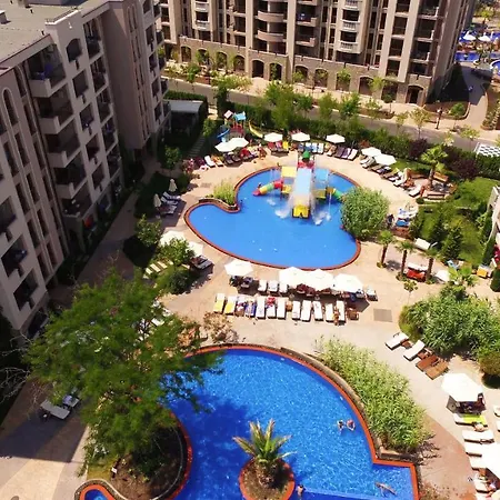 Aparthotel Cascadas Family Resort